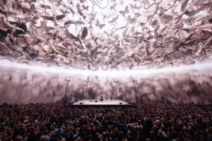 U2 Inaugure la Shere 